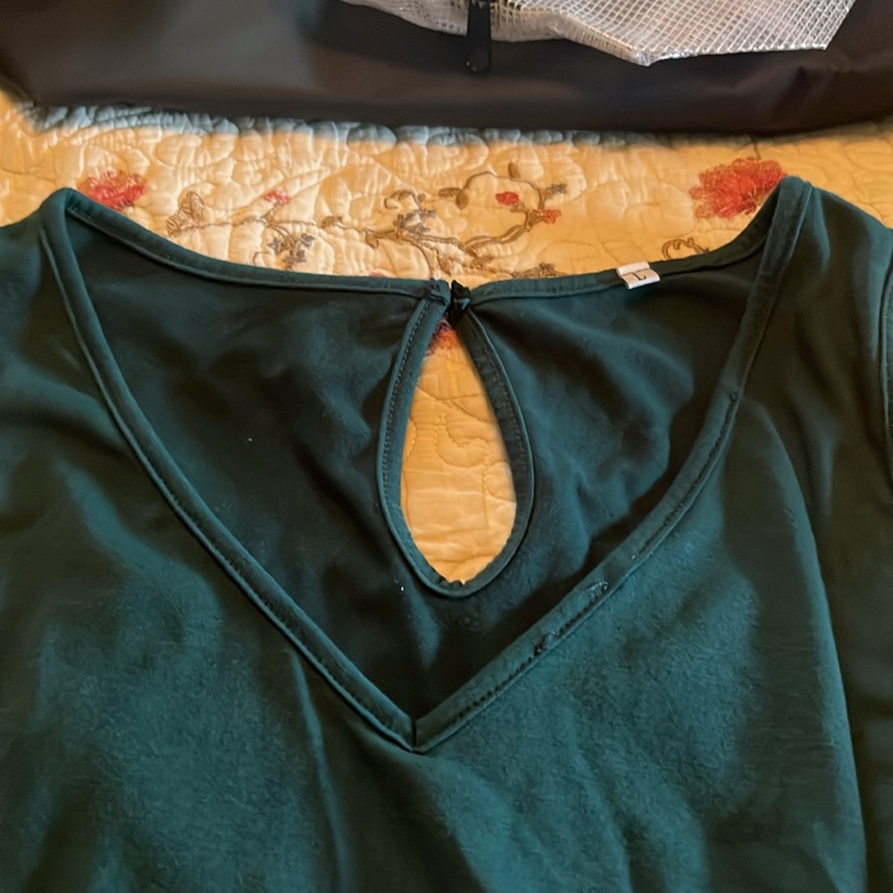 Teal Sleeveless Romper with Pockets - Picture 3 of 8